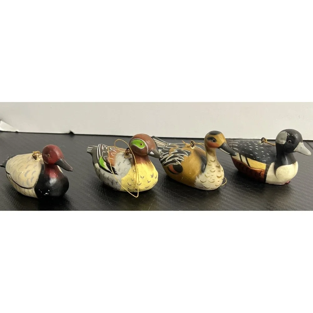 Four Vintage Duck Figures Toys Miniture Decoy Pond  Beautiful Nature 3